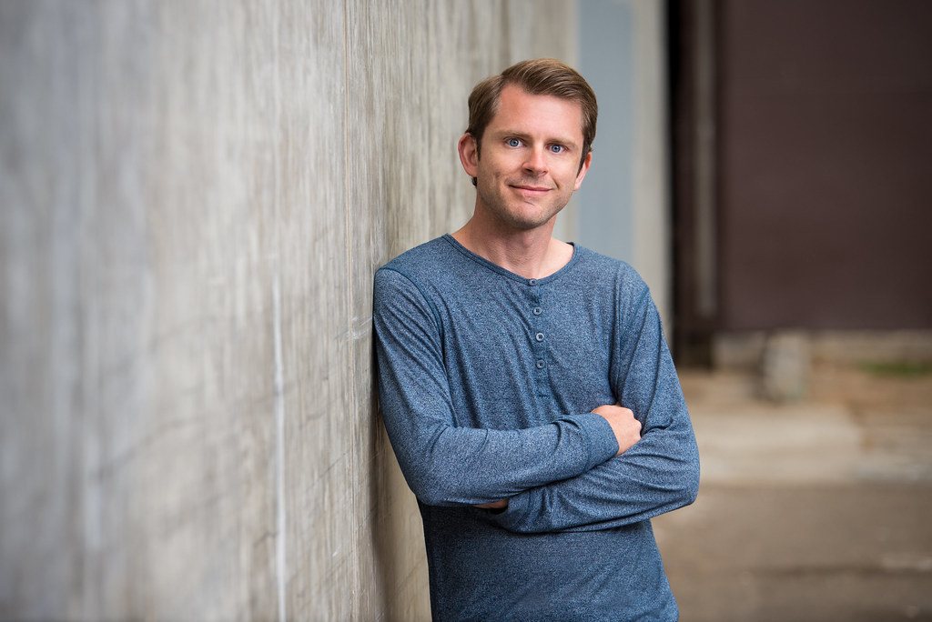 The Art of Non-Conformity by Chris Guillebeau: 2000-word Book Summary
